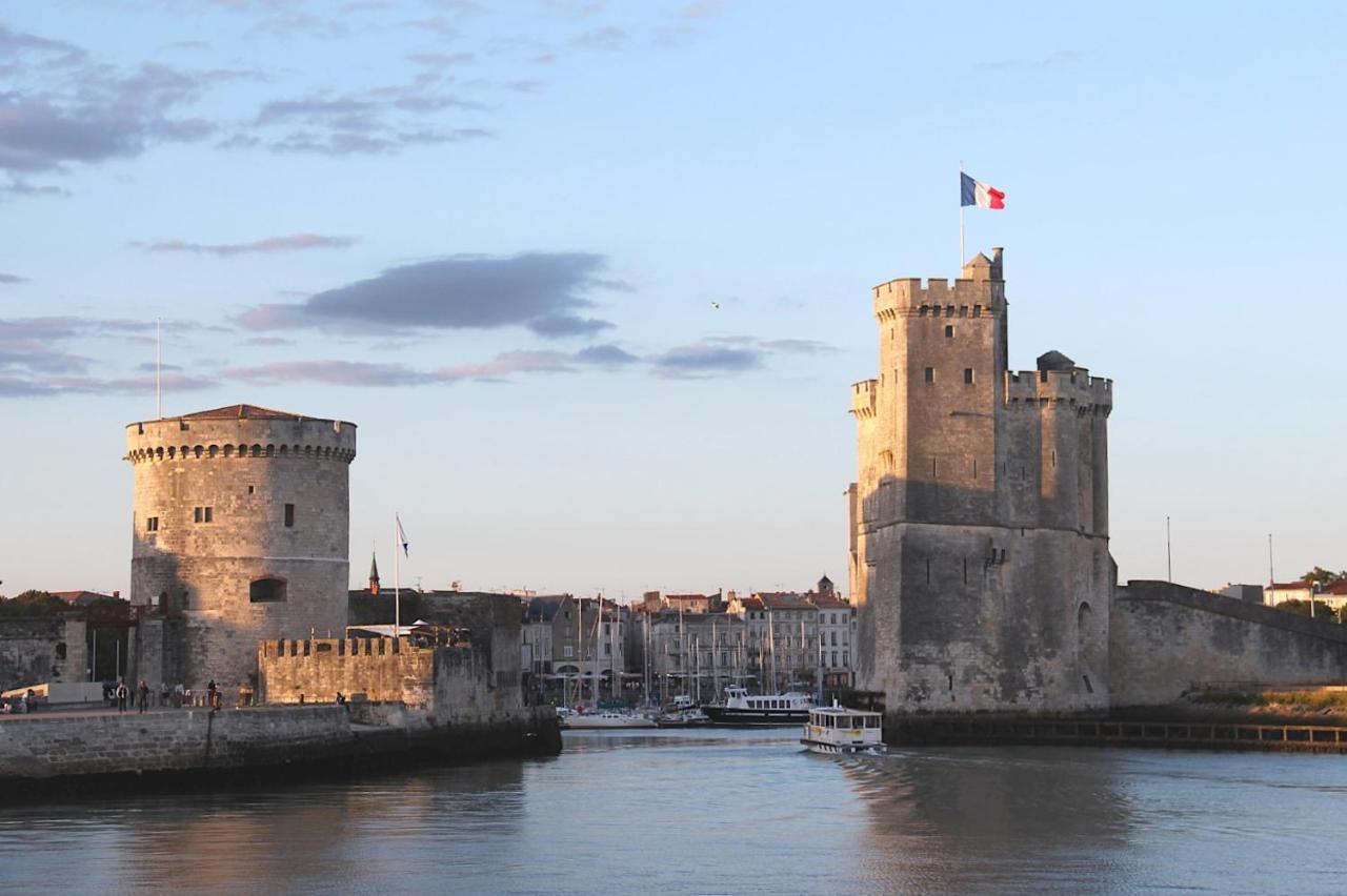 Blue Studio Cosy Et Calme Proche Du Centre Avec Tv Et Wifi La Rochelle  Exteriör bild